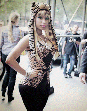 minaj is pretending to get ratings